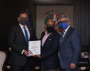 Gobierno somete al Congreso