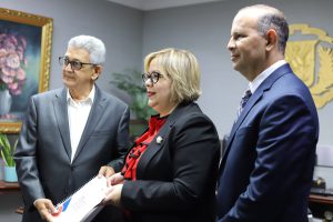 Gobierno somete al Congreso