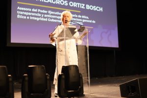 Director de Presupuesto: Debemos Director de Presupuesto: Debemos