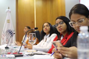 Director de Presupuesto realiza Director de Presupuesto realiza