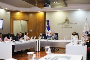Director de Presupuesto realiza