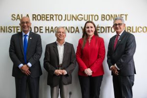 Delegación dominicana viaja a