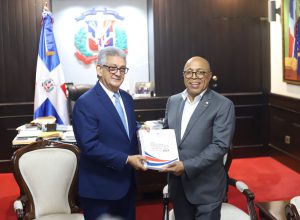 Poder Ejecutivo deposita en