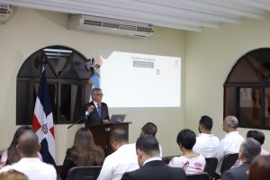 Jose Rijo Presbot en el Ateneo Dominicano