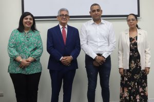 Director de Presupuesto presenta